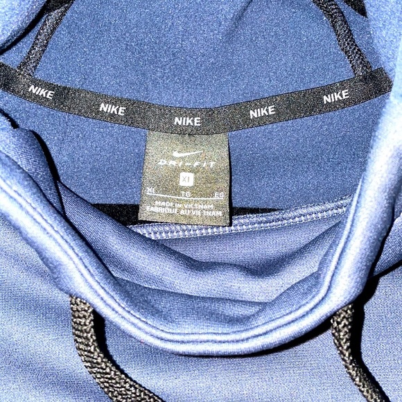 Nike Dri-Fit Hoodie - Picture 4 of 4